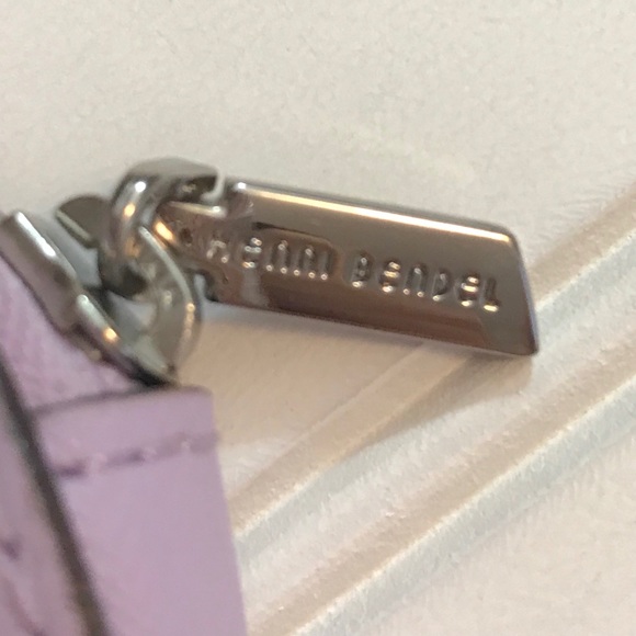 Henri Bendel West 57th Round Coin Purse - Picture 3 of 4